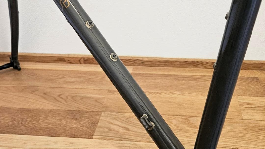 最終値下げ　新品未使用 EBS STUFF Mサイズ RAWカラー フレーム