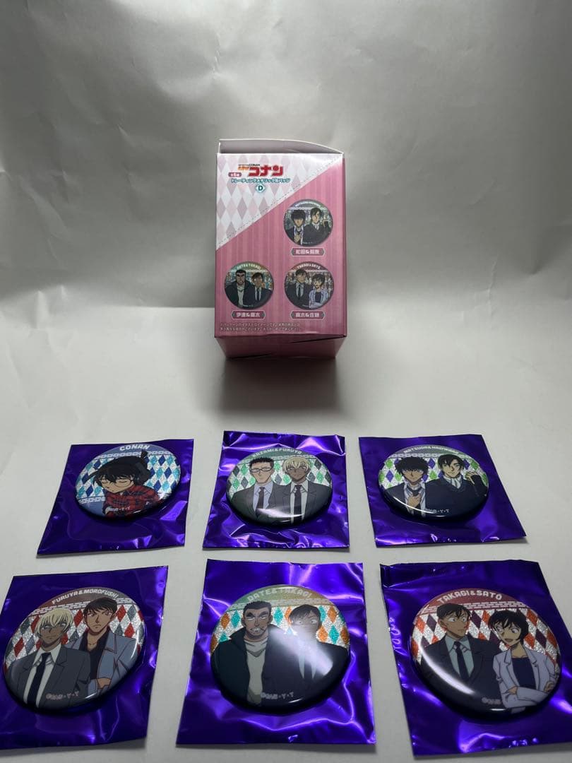 名探偵コナン トレーディングメタリック缶バッチ　全24個