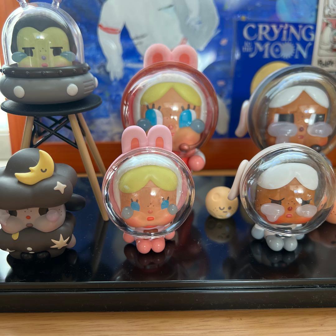 crybaby to THE MOON大2体　小4体