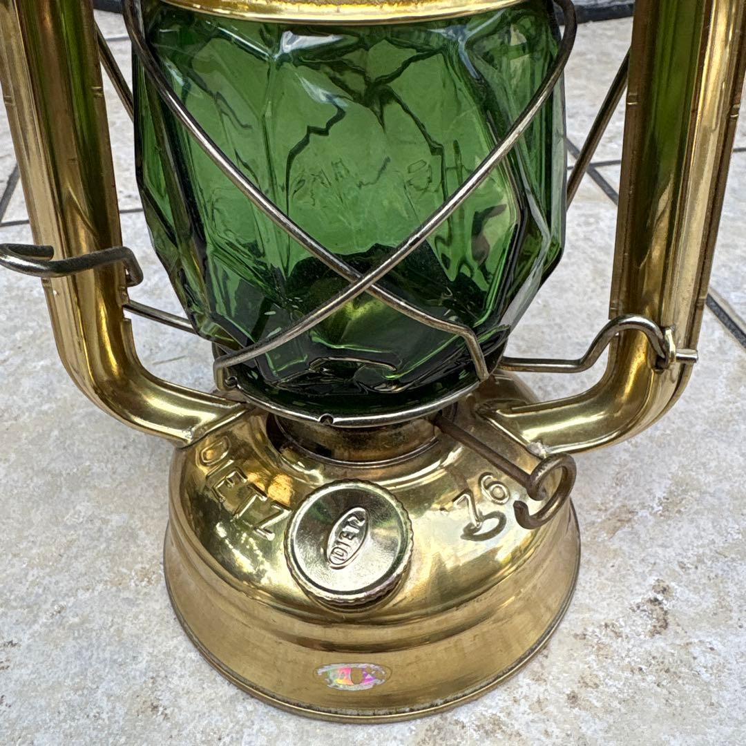 クラシックランタン 真鍮製 緑ガラス　デイツ