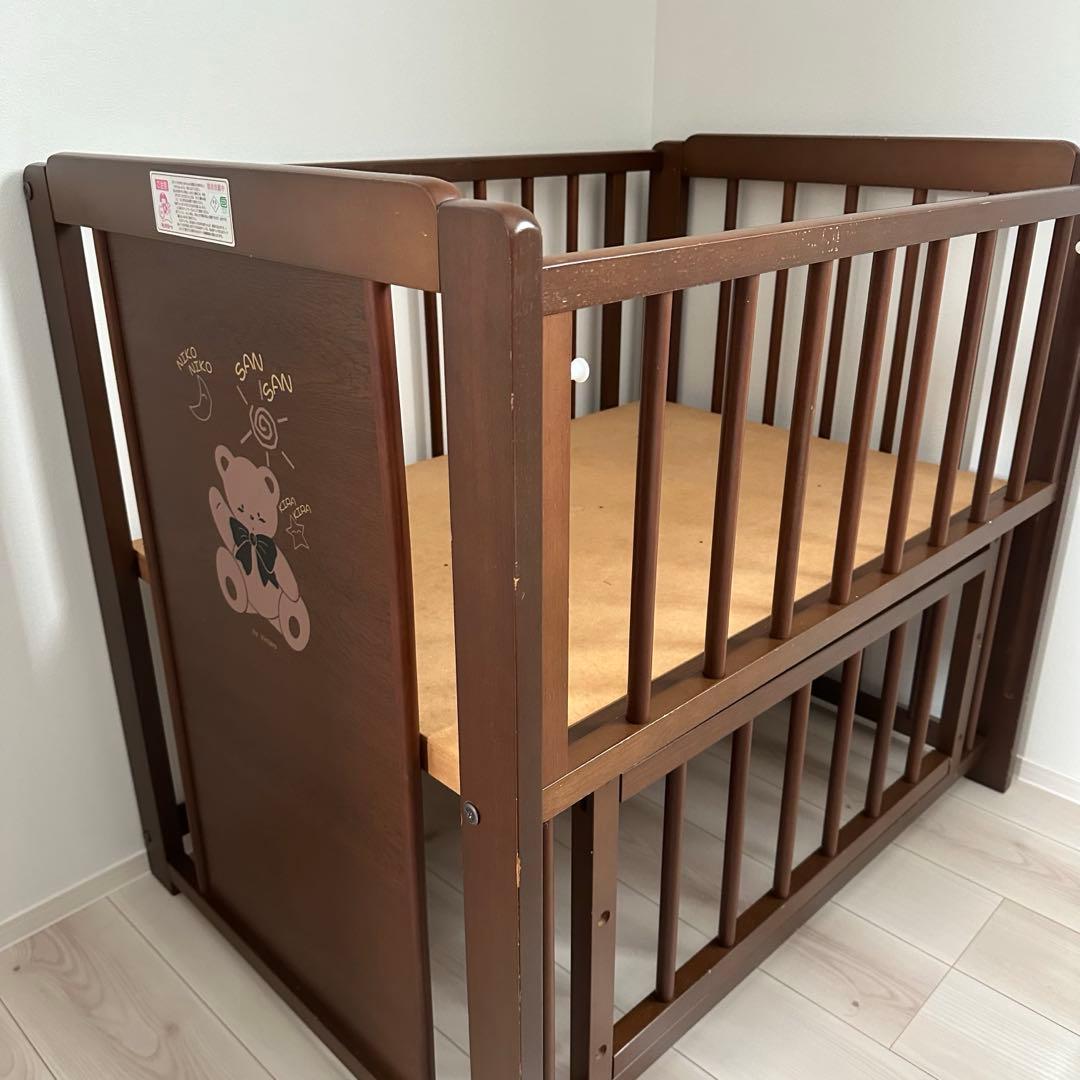 木製ベビーベッド クマのイラスト付き　キンタロー