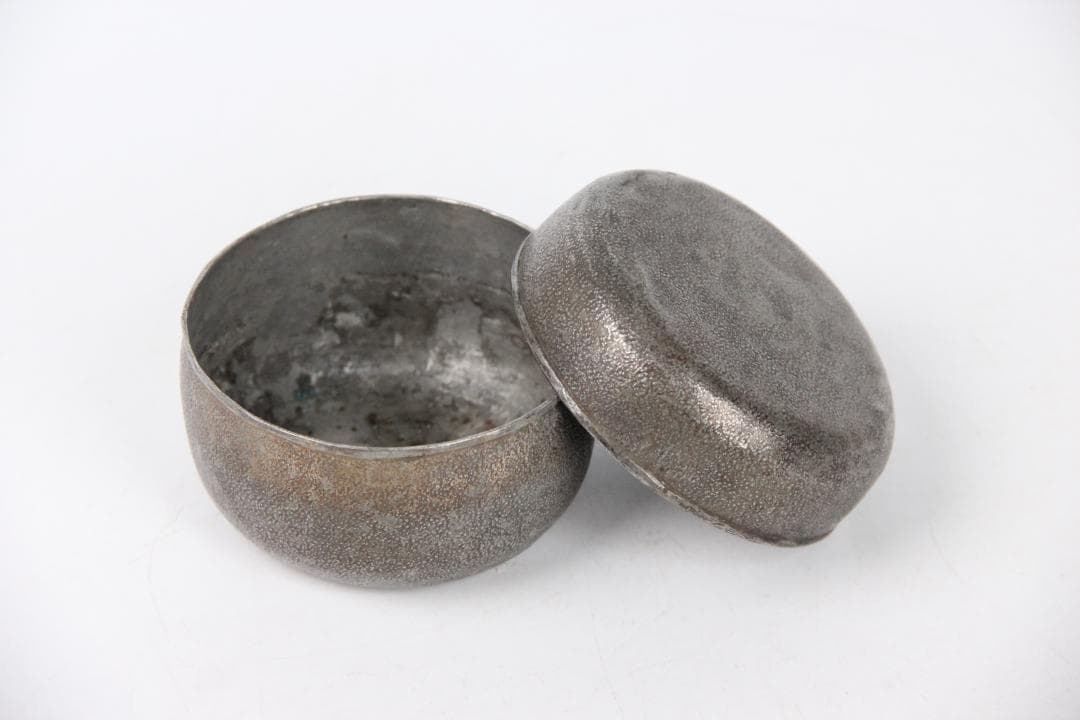 ヤンポ 菓子器 鎚目 純錫 直径8.5cm 重82.7g FJ21-7