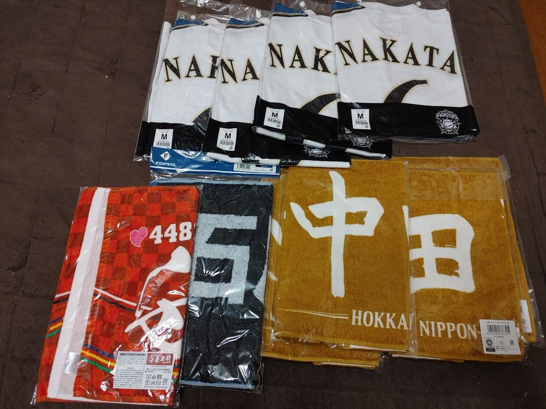 NAKATA ユニフォーム Mサイズ 4枚セットと応援タオル 6枚