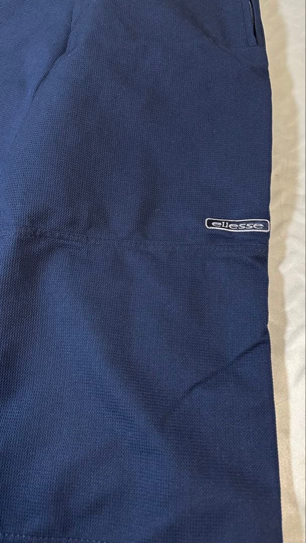 極美品　ellesse スキーウェア　上下セット　白と紺色　レディースL程度