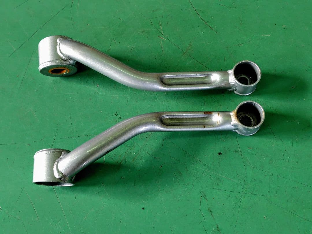 TOM'S トムス メンバーブレース トヨタ 30プリウス