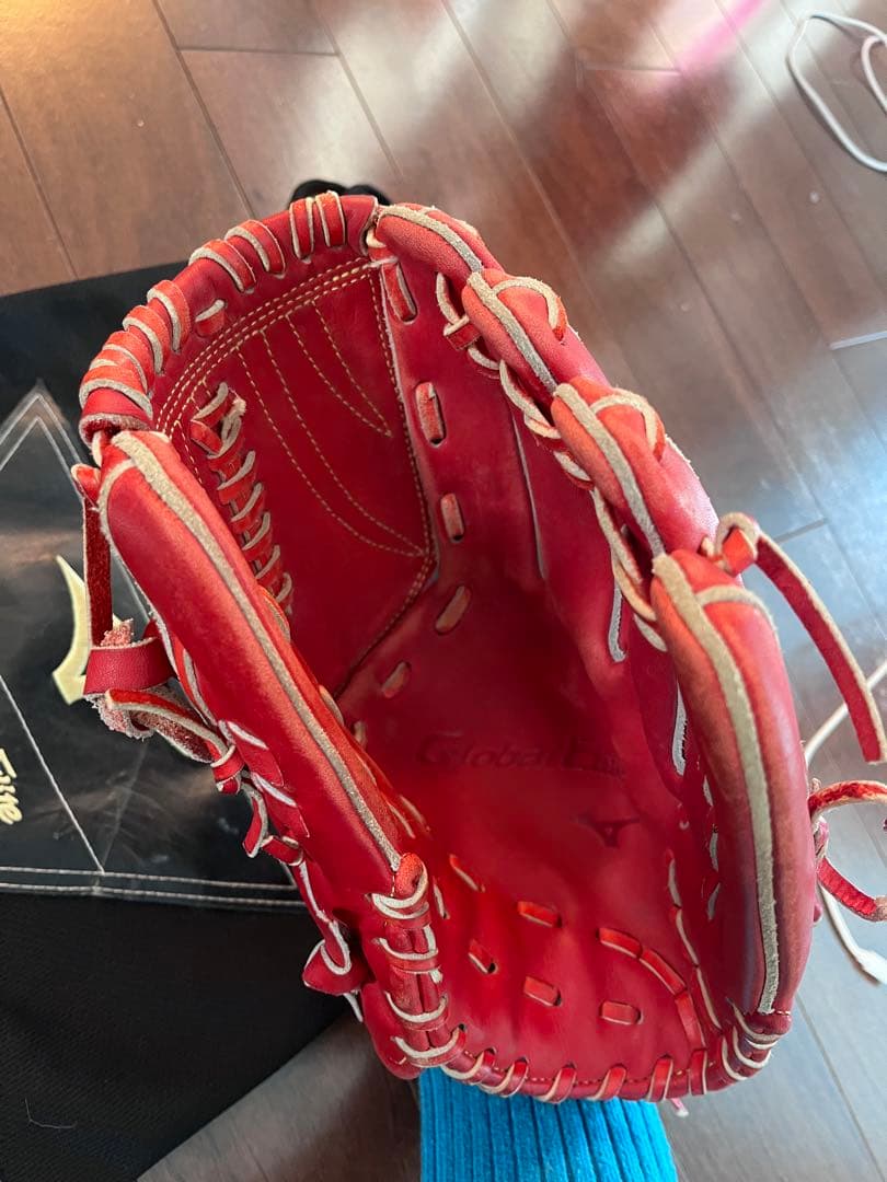 美品！！ミズノ⭐︎Global Elite⭐︎硬式グローブ⭐︎レッド⭐︎ピッチャー用