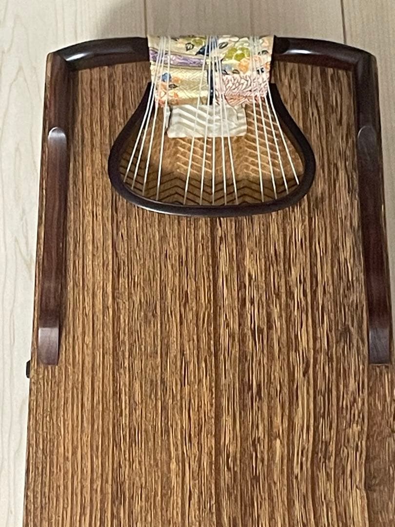 【最高級】13弦琴 くり甲 綾杉彫 平安絵巻蒔絵 金口・柏葉彫金 演奏会用