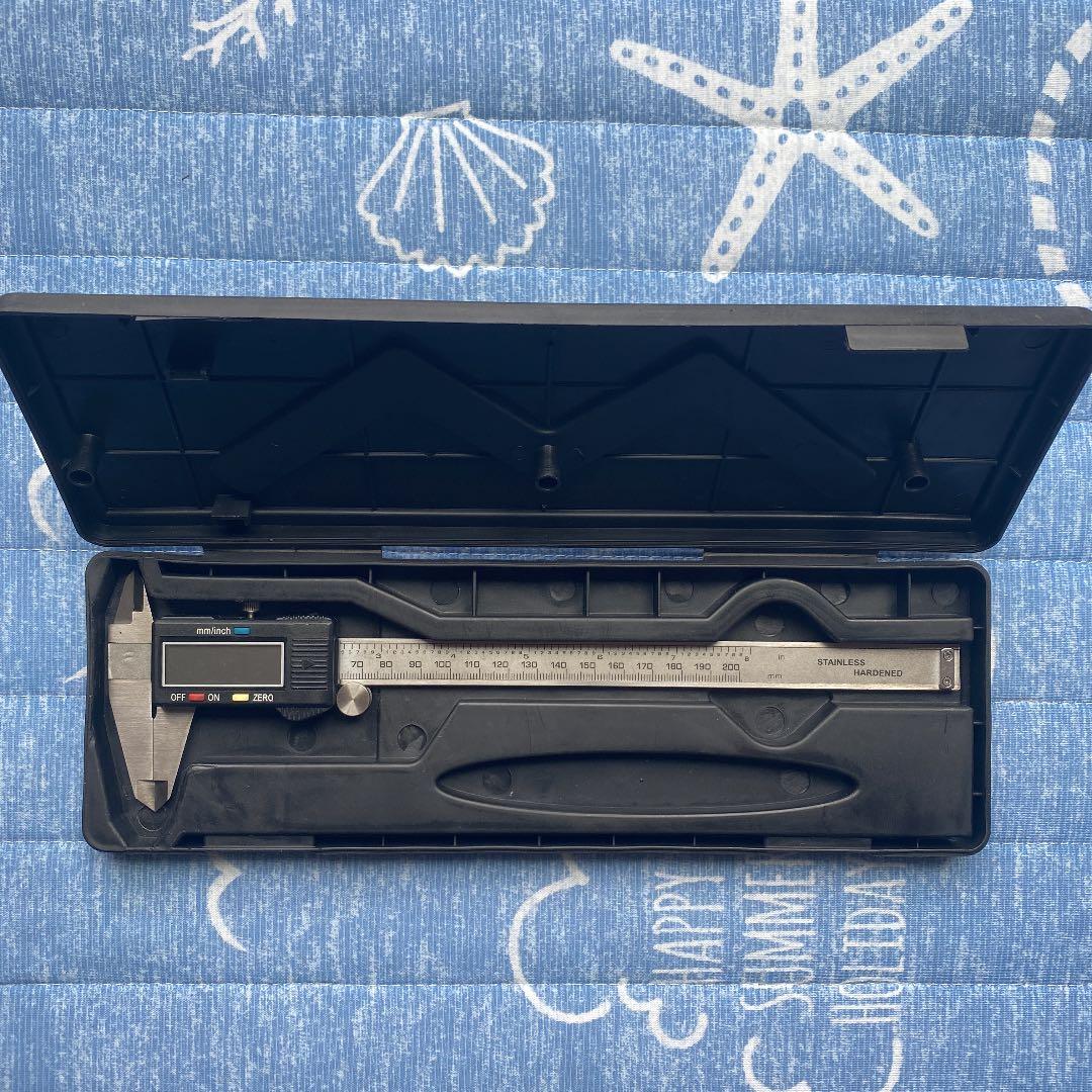 ☆ほぼ新品☆デジタルノギス 300mm