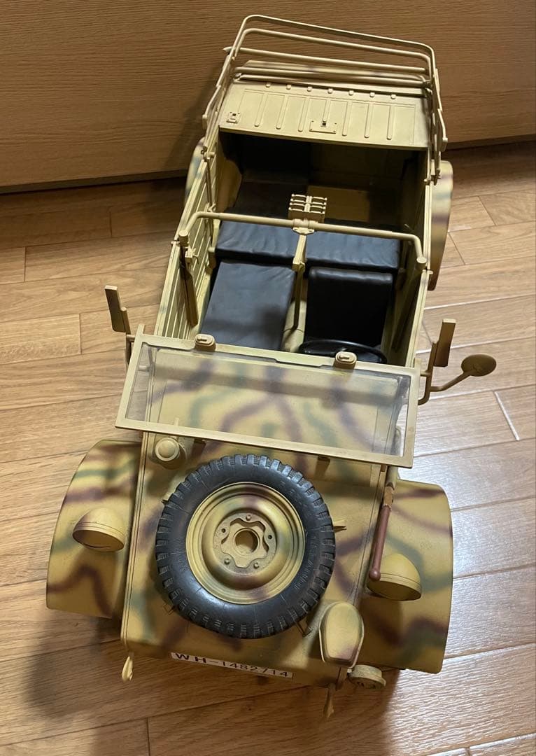ドイツ軍 キューベルワーゲン 軍用車　模型