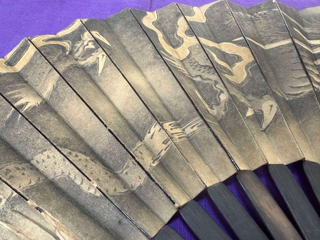 希少品　日本画　浮世絵師　歌川國歳肉筆　龍図鉄扇　軍扇（手慣らし鎧兜日本刀装具侍