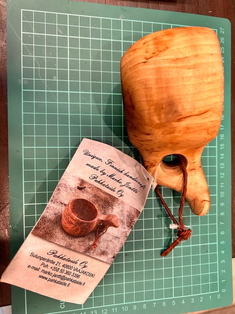 ①カーリーバーチ無垢　ククサ　ブッシュクラフト　パッカタイデククサ