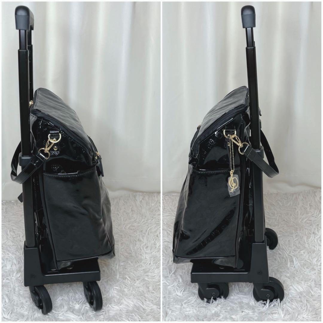 ✨新品級✨SWANY スワニー　キャリーカー　エナメル ブラック　総柄