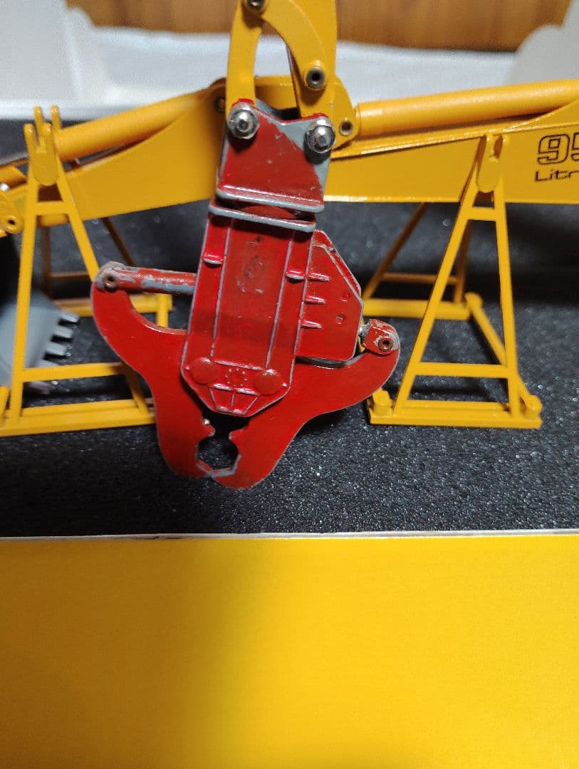 LIEBHERR R954BV解体機　絶版