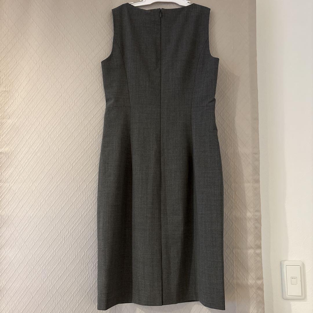 【新品タグ付き】Theory ノースリーブワンピース グレー　9号