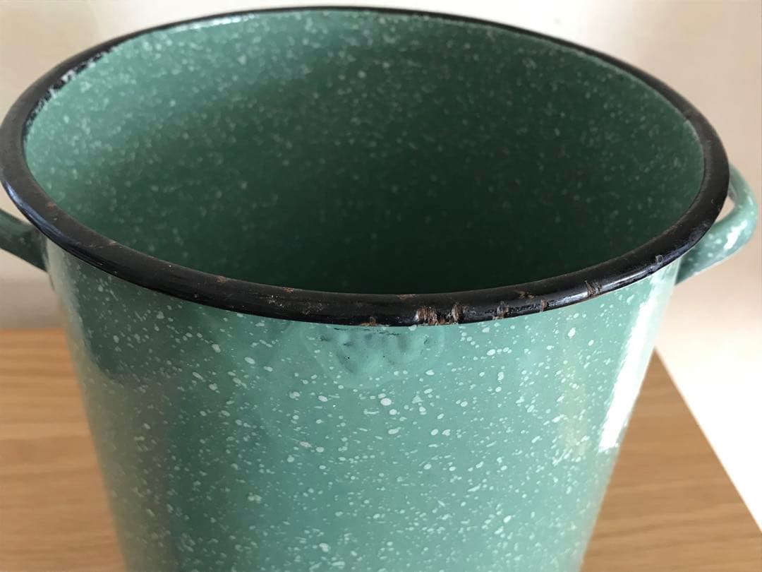 イギリス　ホーローフラワー缶　アンティーク