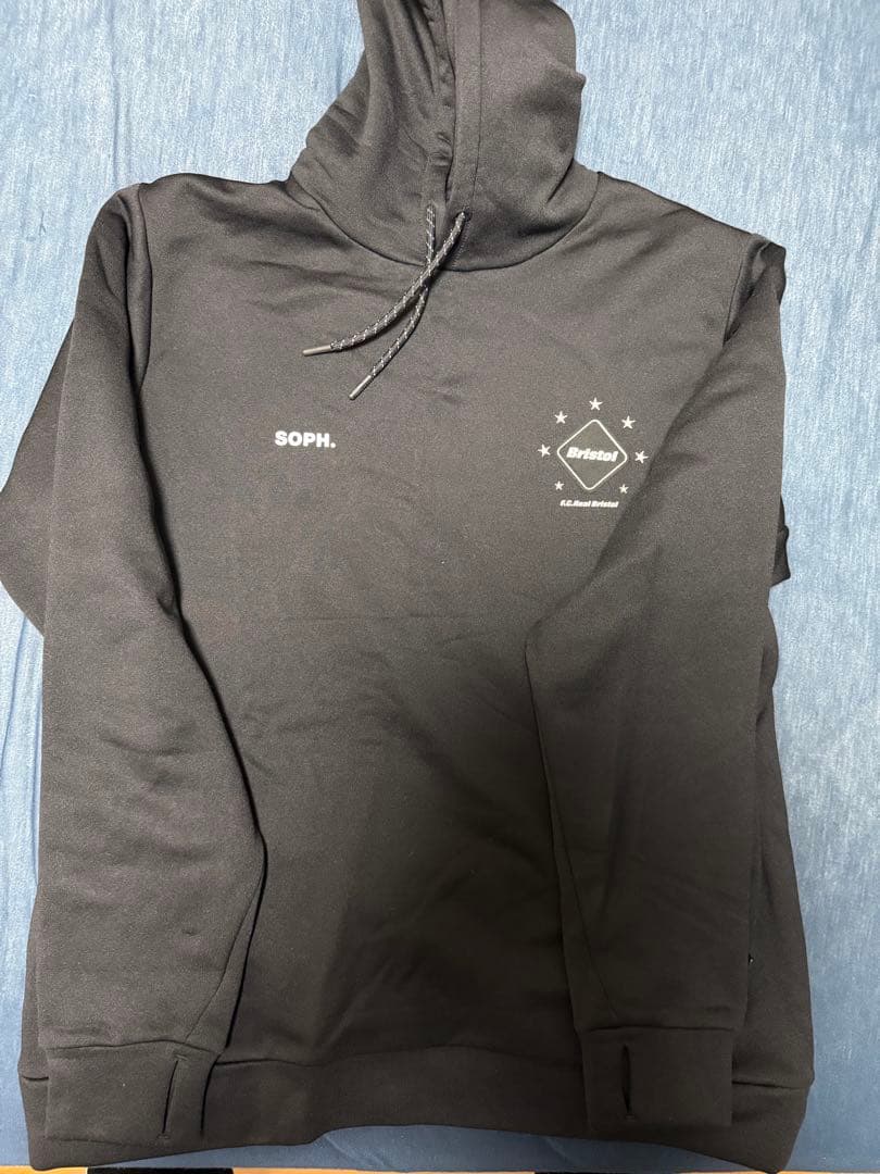 SOPH. フード付きブラックスウェット