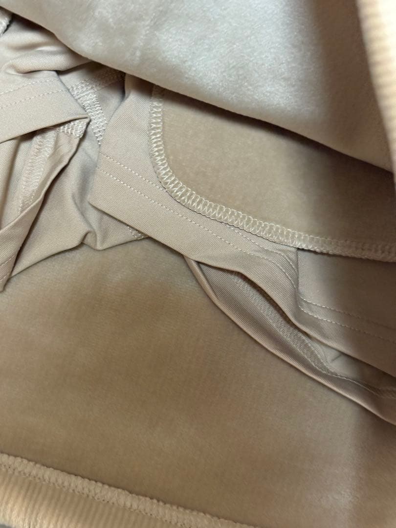 新品　Lサイズ　アディダスゴルフウェア　コーデュロイセットアップ上下　ベージュ