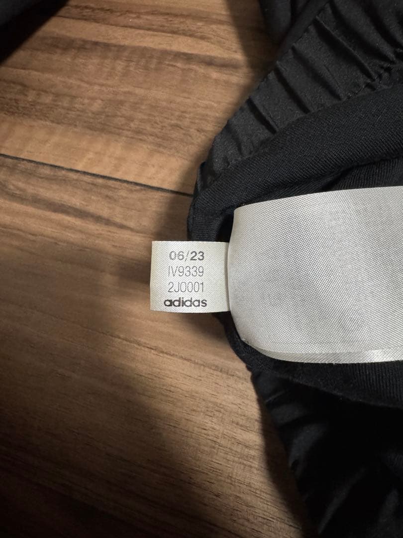 ADILENIUM オーバーサイズ トラックトップ　ブラック