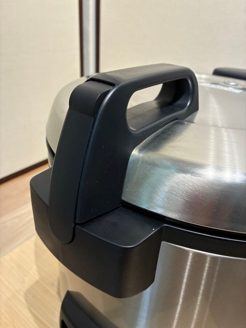 [美品] 2024年製 タイガー 業務用炊飯ジャー 2升炊き JNO-A361