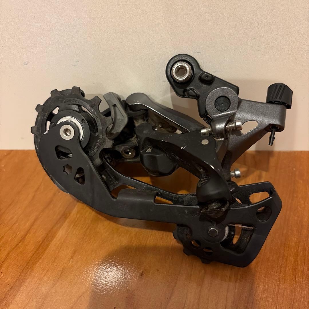 シマノ GRX RD-RX812 リアディレイラー シルバー/ブラック 11s