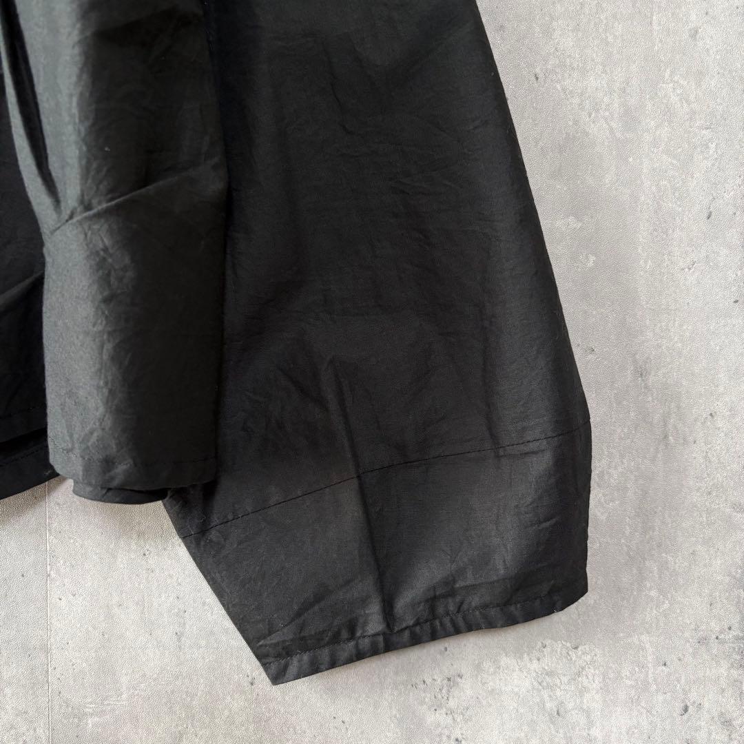 慈雨 ジウ 刺繍デザインカラーブラウス 変形ヘムライン 黒 40 センソユニコ