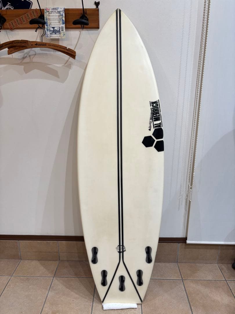 【人気モデル　NeckBeard】サーフボード