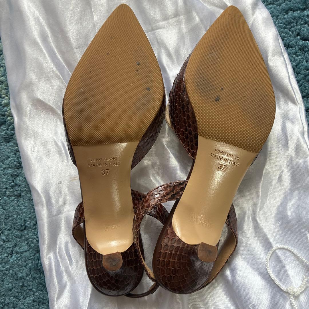 ネブローニ リネン パイソン コンビバックストラップパンプス 37.5