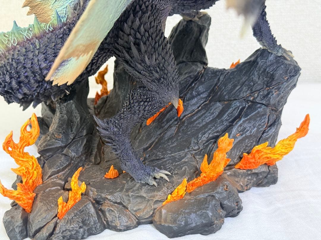 モンスターハンター　クリエイターズモデル　煌黒龍アルバトリオン