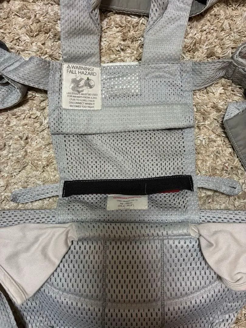 ✴︎BABYBJÖRN 抱っこ紐 ✴︎シルバー✴︎ベビービョルンハーモニー✴︎