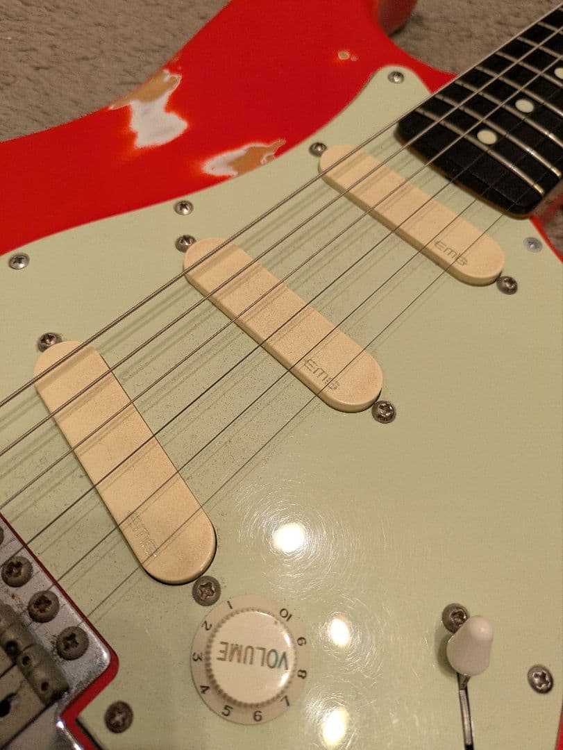 Fender japan コンポーネントレリックストラト