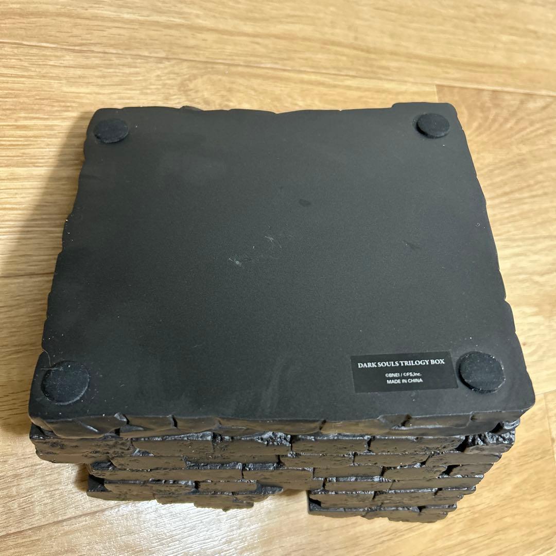 DARK SOULS TRILOGY フィギュア