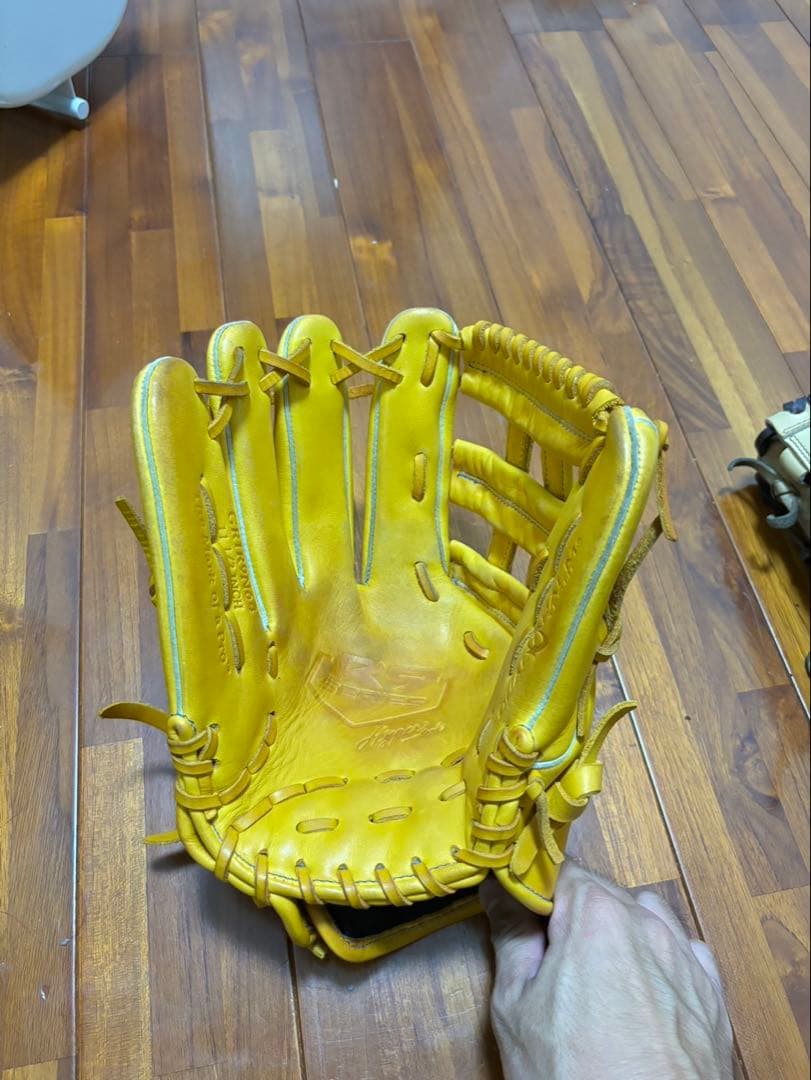 ローリングス　軟式　オールランド用グローブ