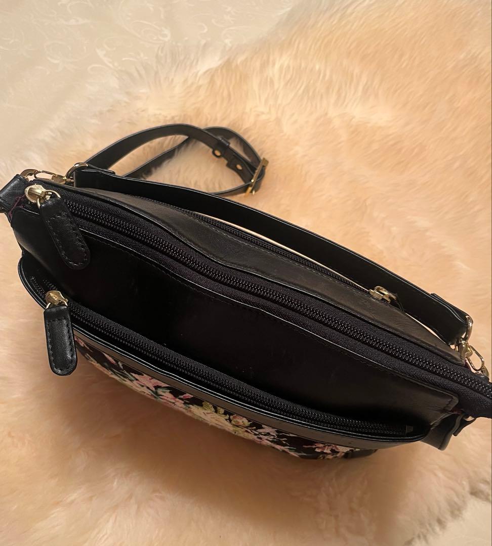 プチポワン Petit Point 久家道子　本革　ショルダーバッグ