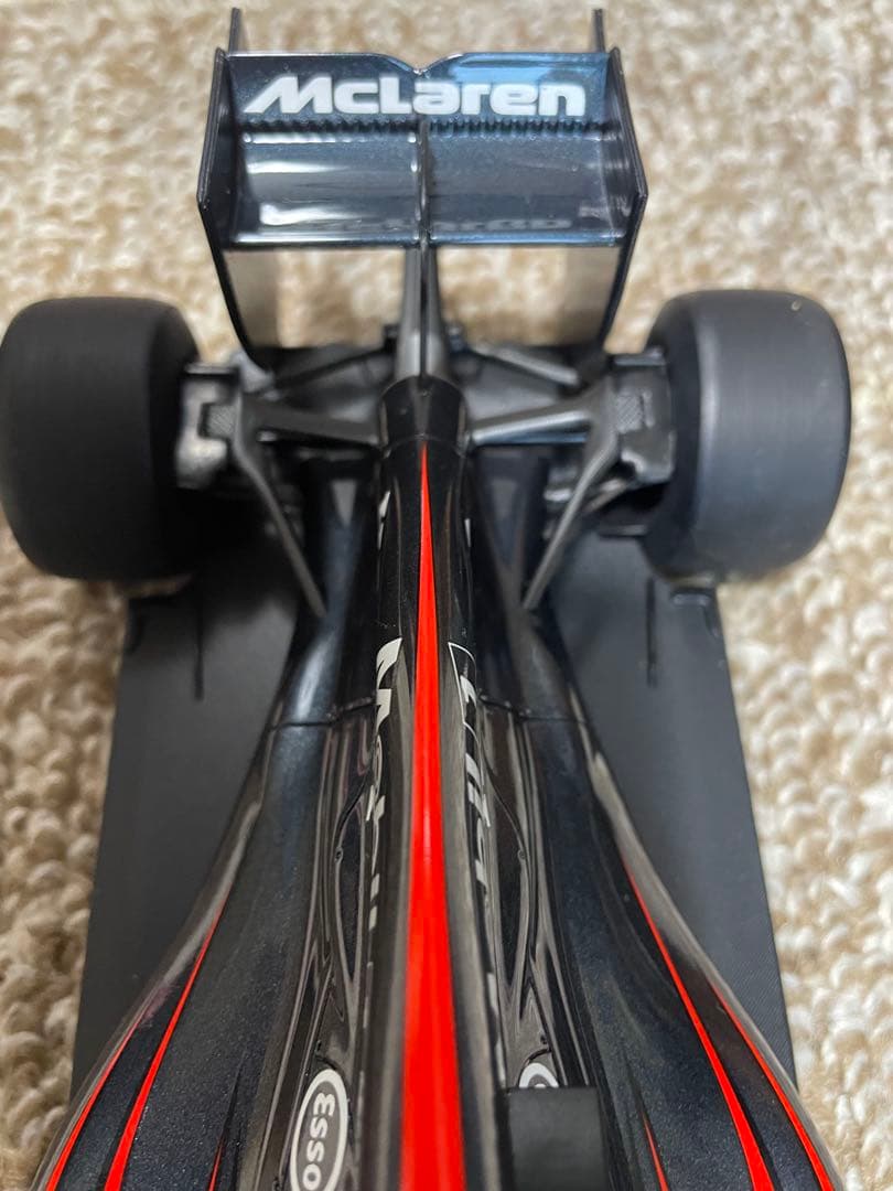 F1 マクラーレンmp4-30 1/18アロンソ