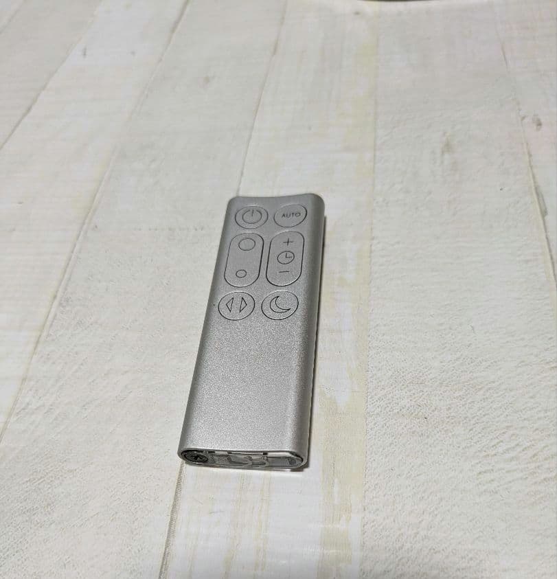 Dyson ダイソン 空気清浄機能付き扇風機 TP02　リモンコン付き