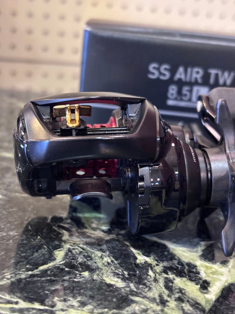 ダイワ SS AIR TW 8.5L ベイトリール
