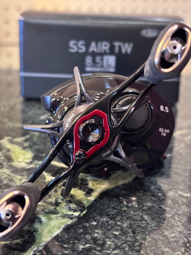 ダイワ SS AIR TW 8.5L ベイトリール