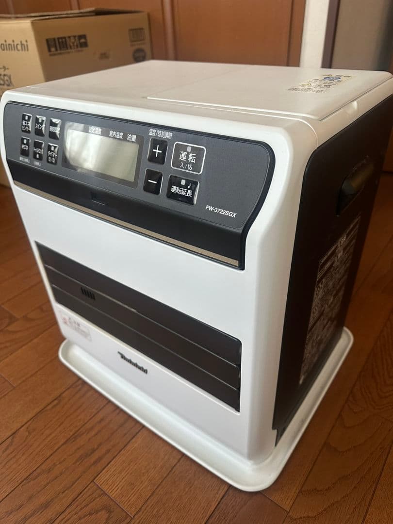 美品　箱有　ダイニチ 石油ファンヒーター FW-3722SGX-W　速暖　消臭