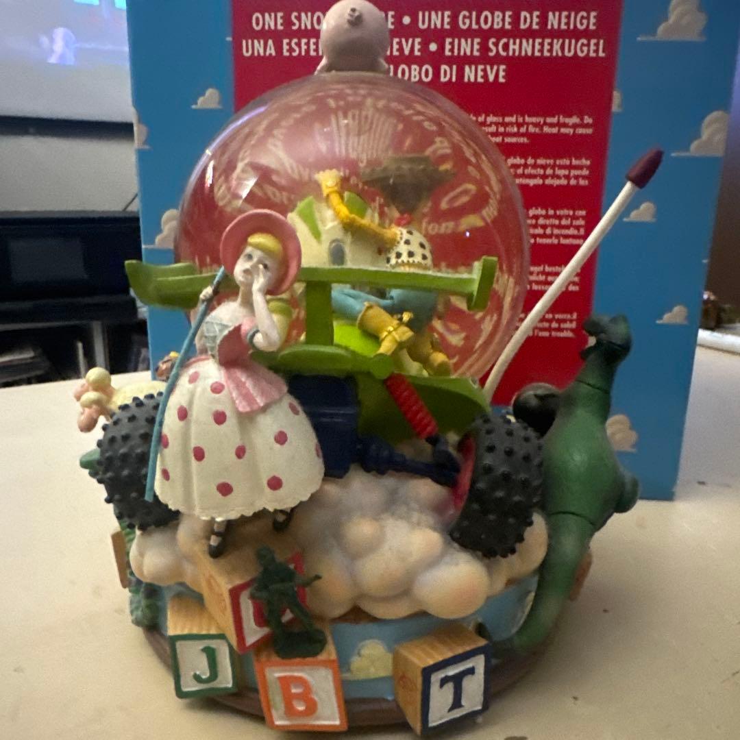 トイ・ストーリー スノーグローブ