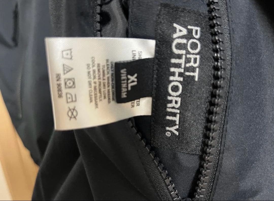 700fillリバーシブルベストReversible Vestブラック