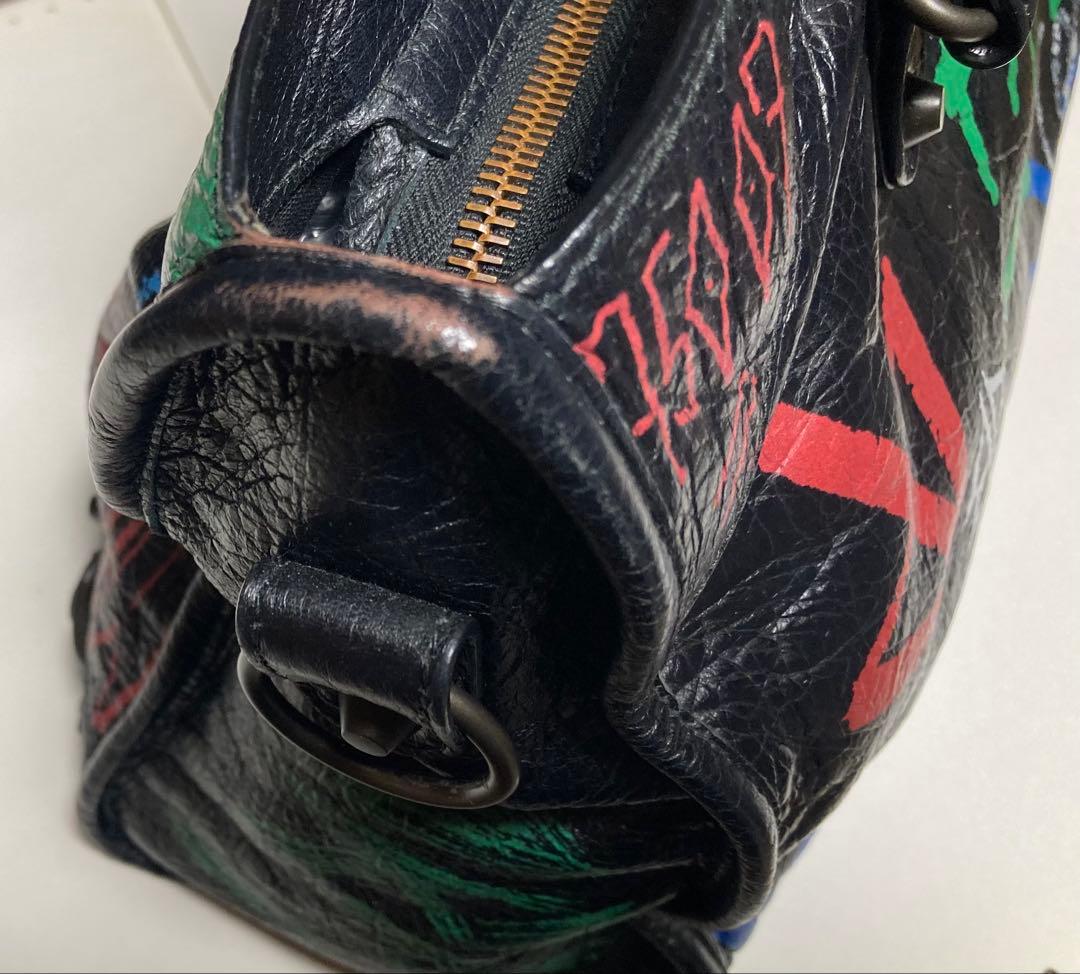 バレンシアガ グラフィティ ハンドバッグ