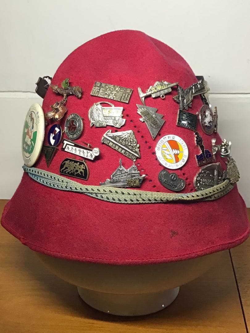 棋士/作家遺品 マウンテンハット 1950~80年代登山バッチ48点付きラビット