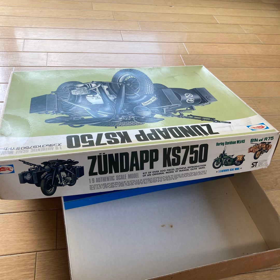 BULLMARK 1/9 ZUNDAPP KS750サイドカー 希少プラモデル