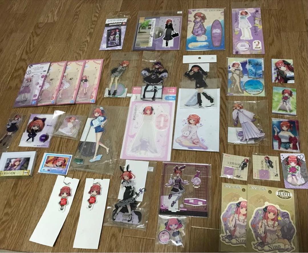 中野二乃アクリルスタンド類　まとめ売り！