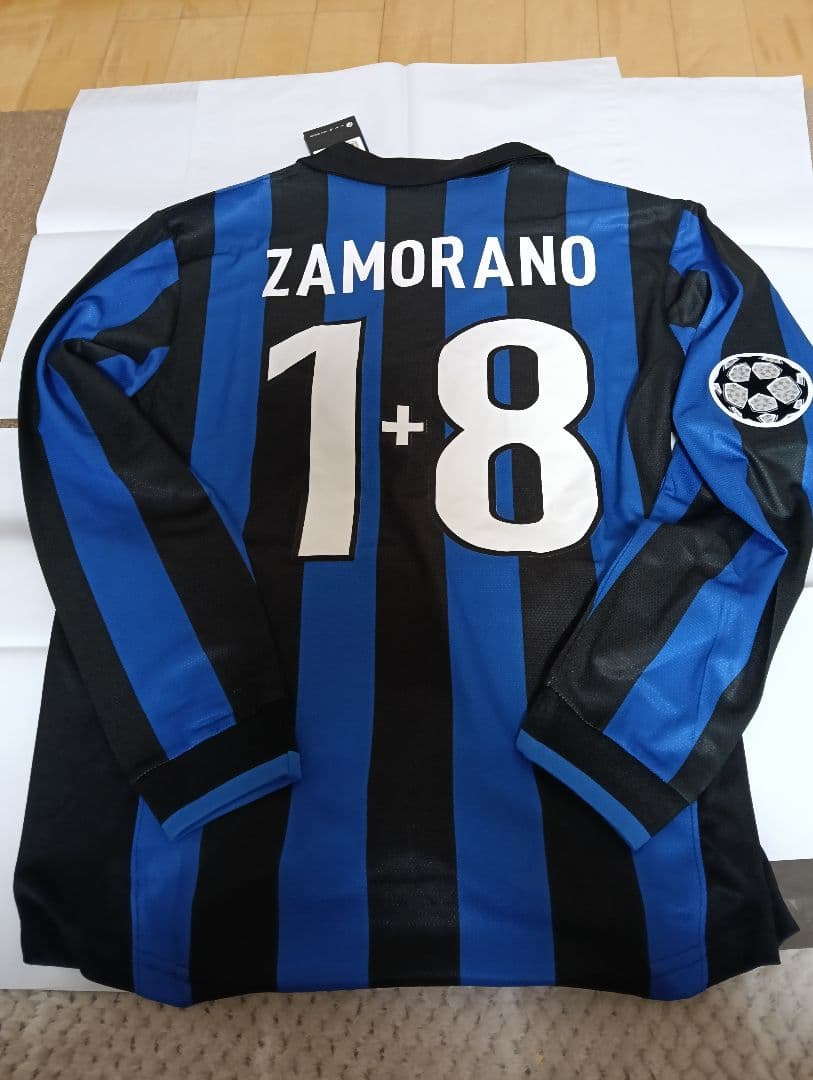 インテル サモラーノ ユニフォーム Lサイズ 未使用 復刻版 背番号1+8