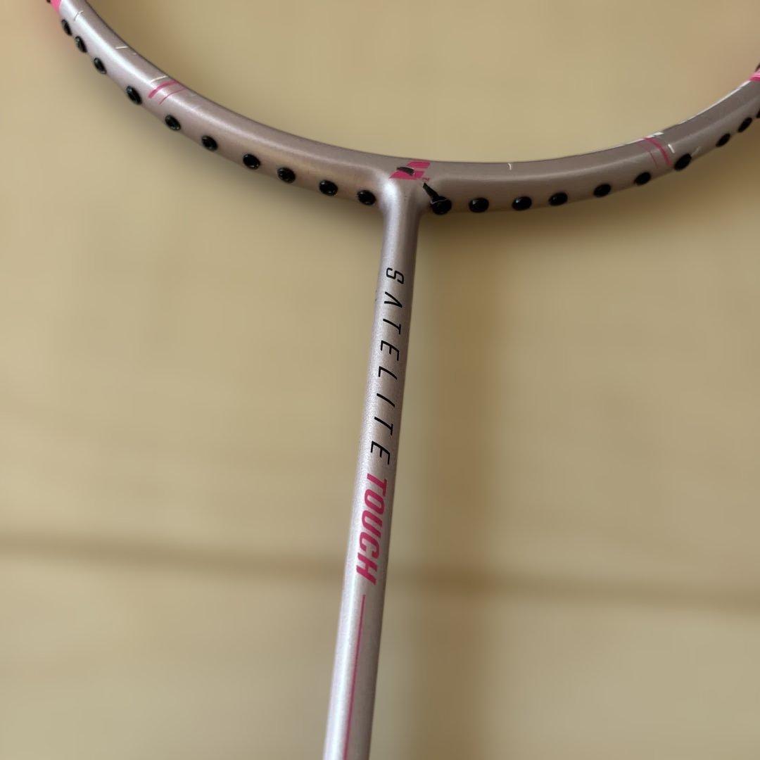 バボラ　サテライトタッチ　バドミントン　5UG5