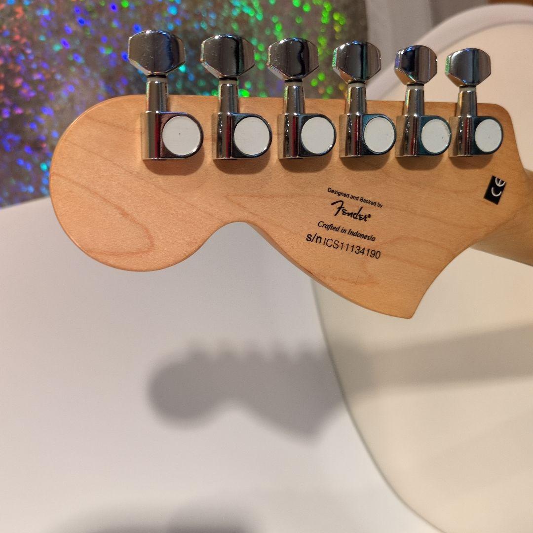 Squier Stratocaster レッド ギターケース付き