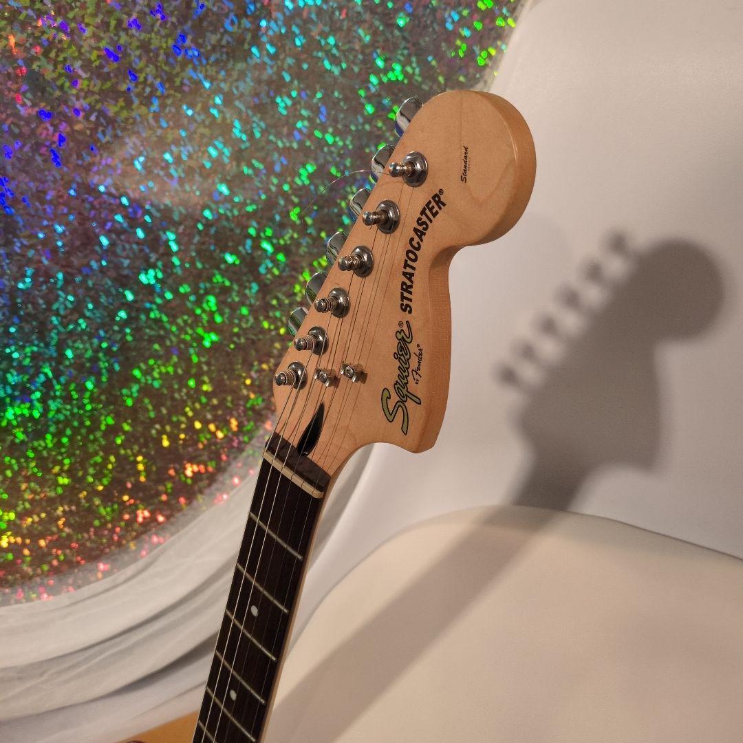 Squier Stratocaster レッド ギターケース付き