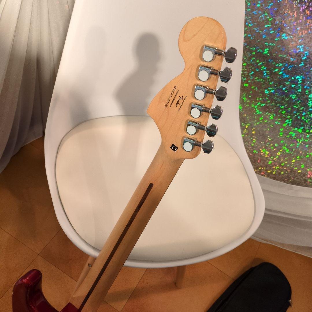 Squier Stratocaster レッド ギターケース付き