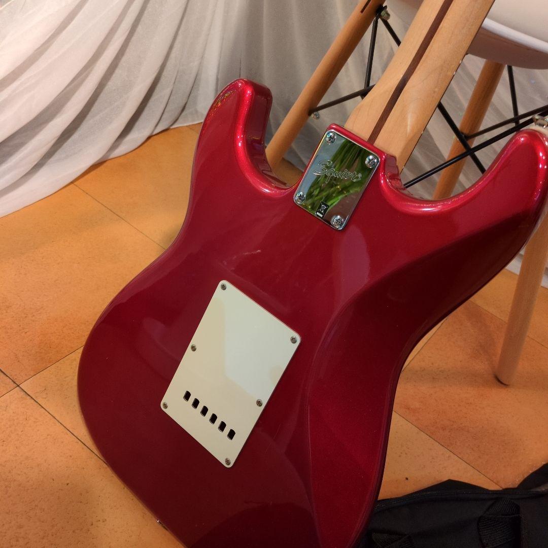 Squier Stratocaster レッド ギターケース付き